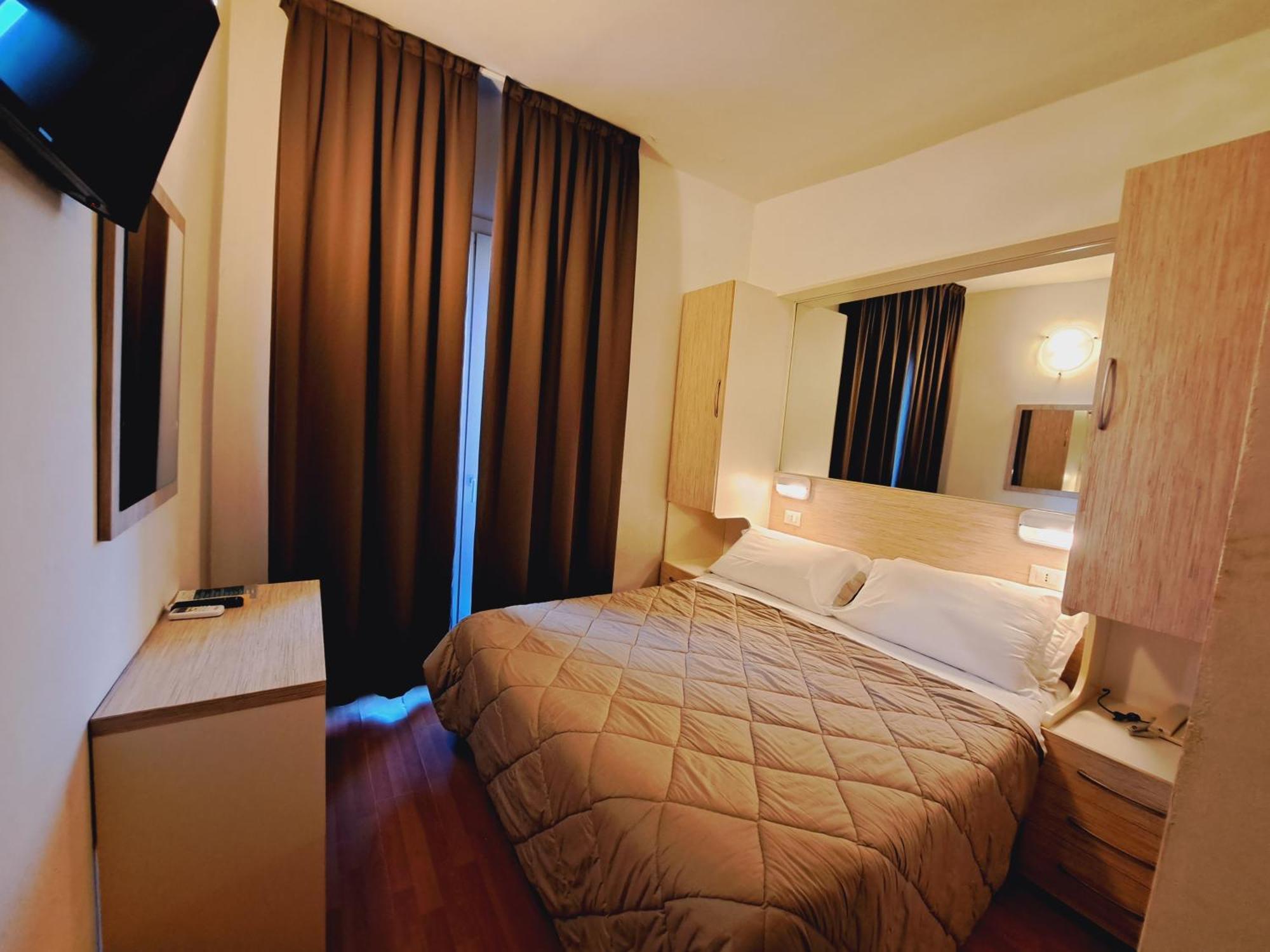 Hotel Butterfly Rimini Exterior foto