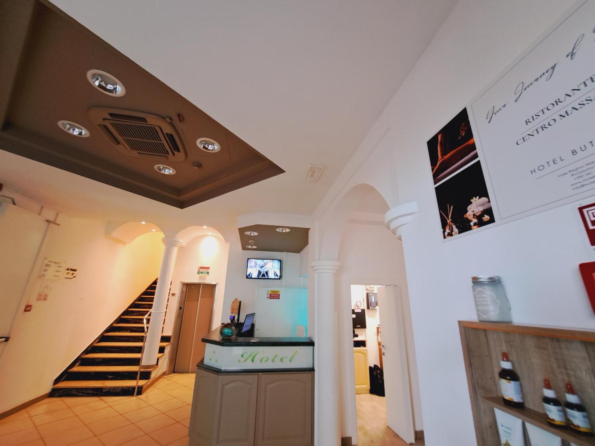 Hotel Butterfly Rimini Exterior foto