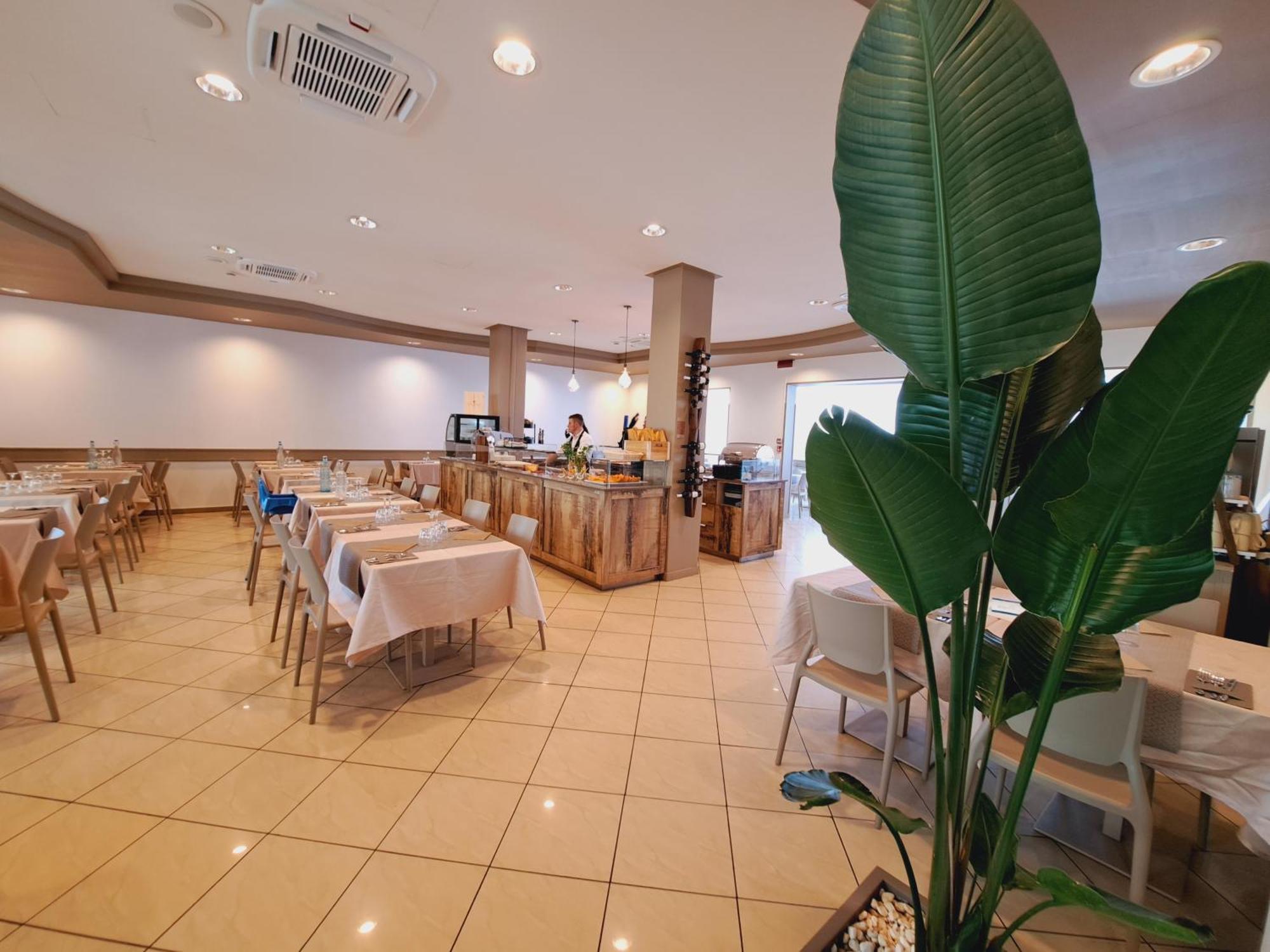 Hotel Butterfly Rimini Exterior foto
