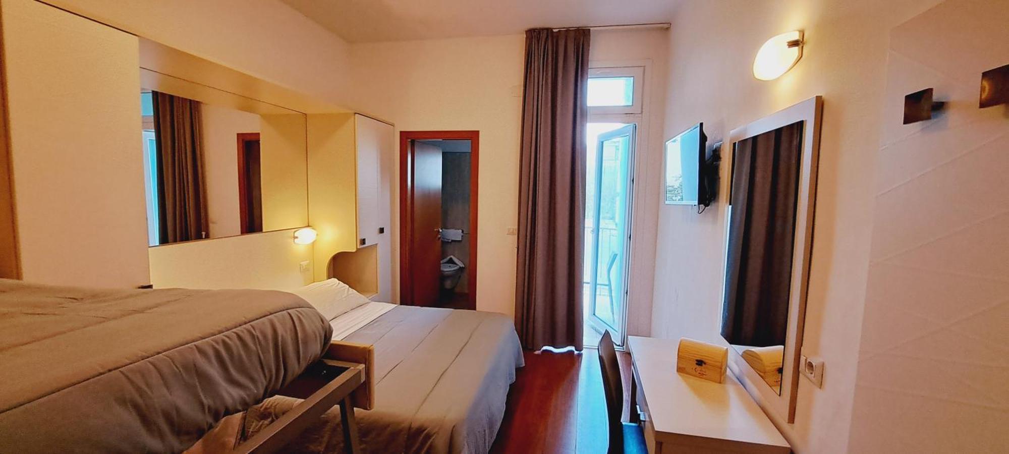 Hotel Butterfly Rimini Exterior foto